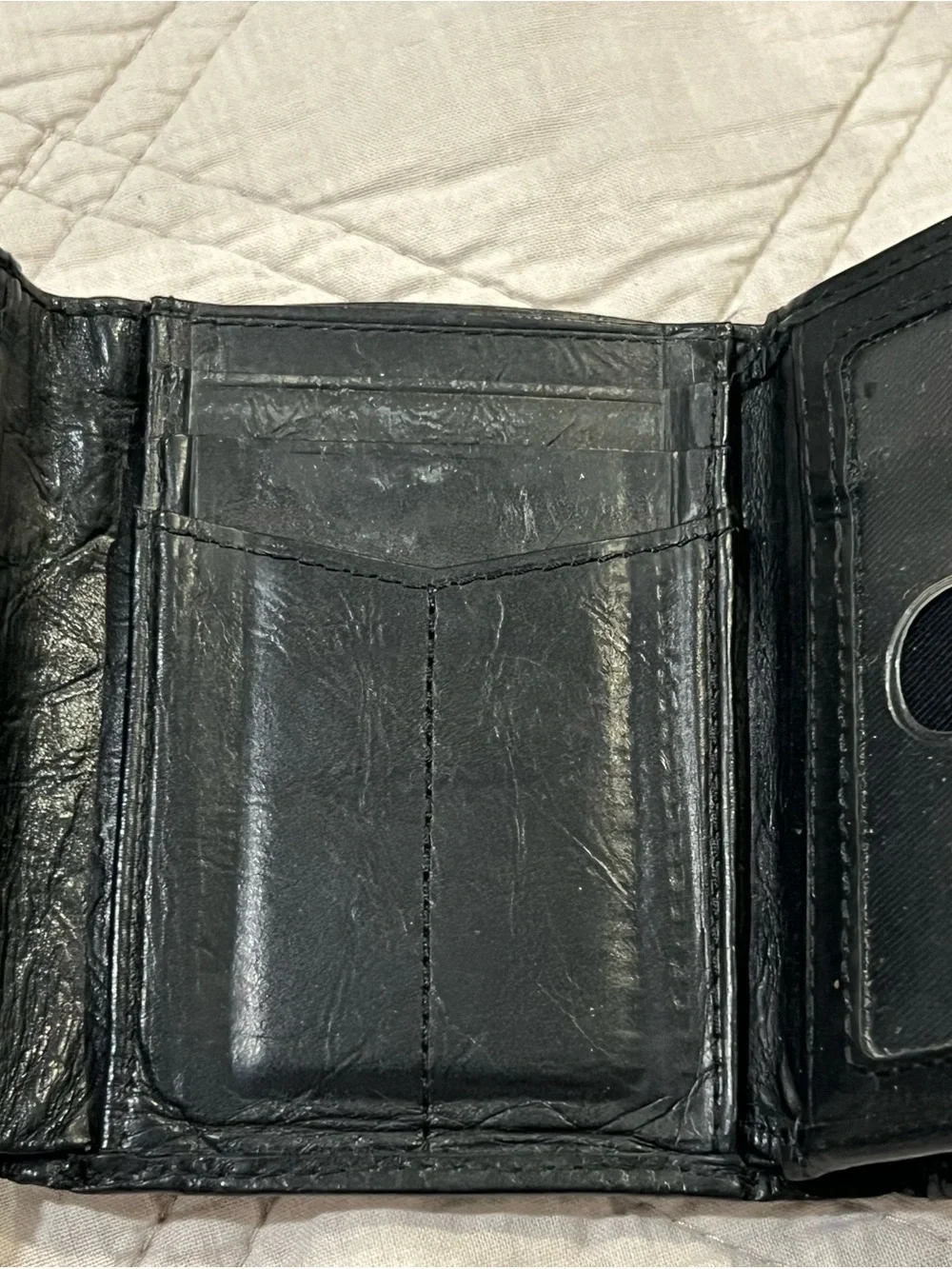 Fossil Black Leather Bi-Fold Men’s Wallet